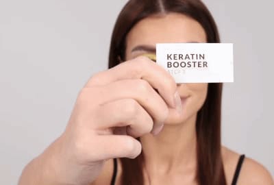 Модель нанесення Step 3 - Keratin Booster на вії